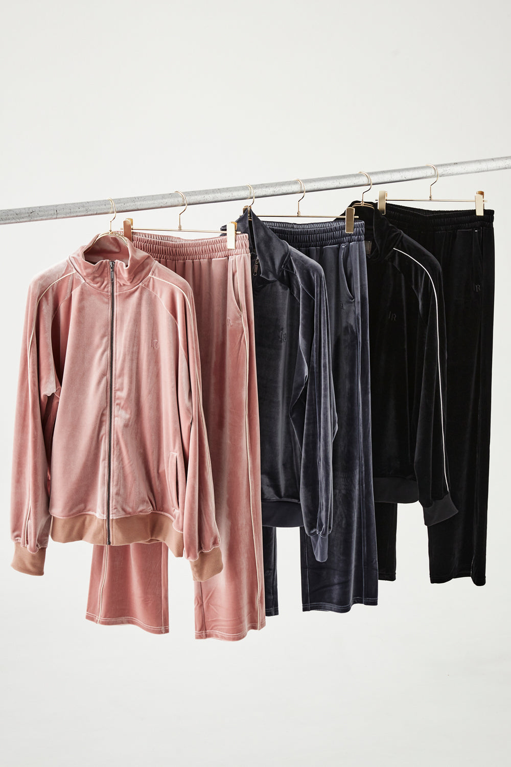 VELOUR TRACK JACKET & PANTS – IRAL